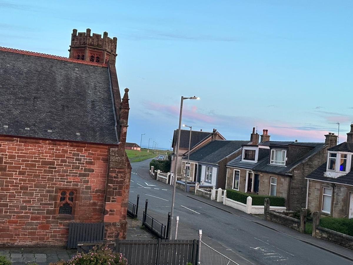 Seaside Villa Stevenston